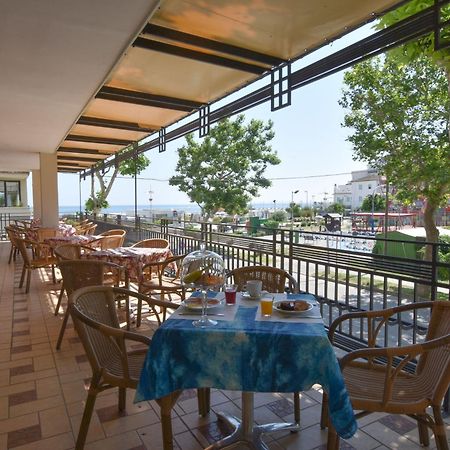 Hotel Bristol Misano Adriatico Exterior photo