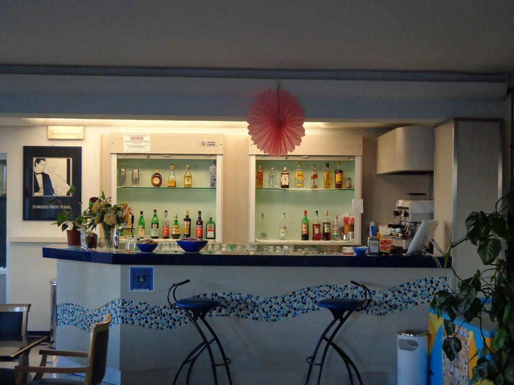 Hotel Bristol Misano Adriatico Exterior photo