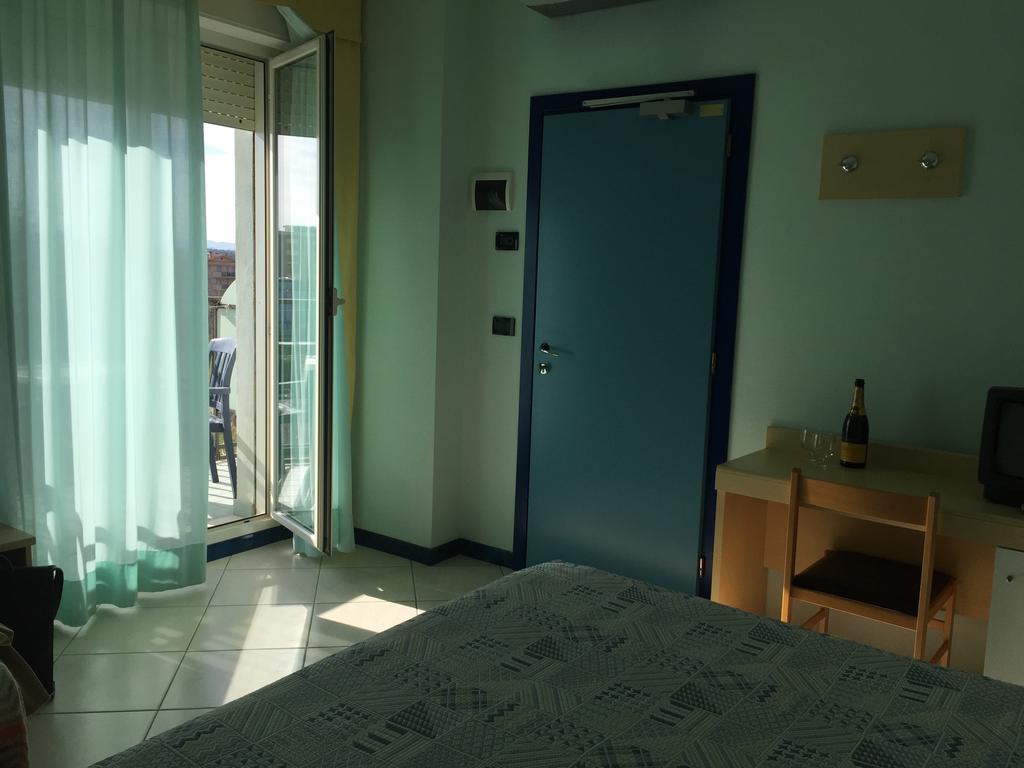 Hotel Bristol Misano Adriatico Room photo