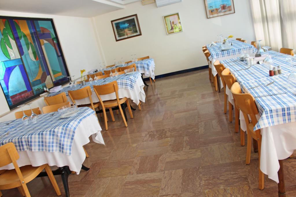 Hotel Bristol Misano Adriatico Exterior photo