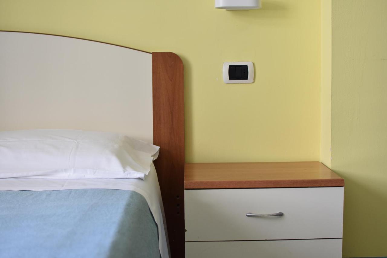 Hotel Bristol Misano Adriatico Exterior photo
